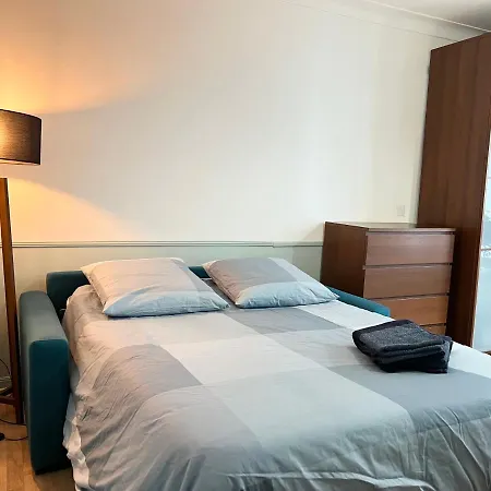 Eden Moon Apartment *