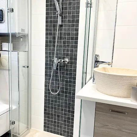 Eden Moon * Paříž